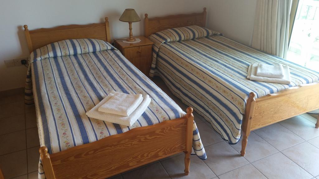 Pissouriana Hotel Apartments Kültér fotó