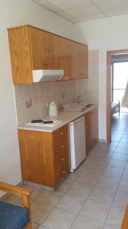 Pissouriana Hotel Apartments Kültér fotó
