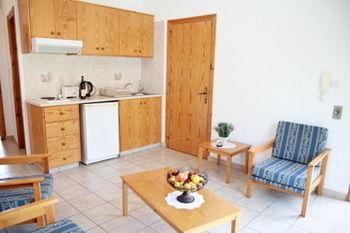 Pissouriana Hotel Apartments Kültér fotó